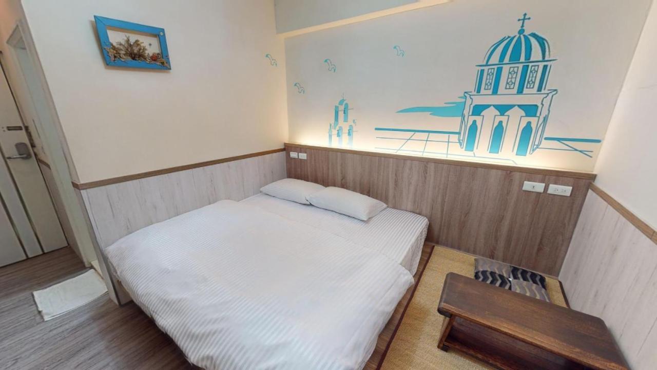 Love Feng Jia Apartment Hotel Тайчжун Экстерьер фото